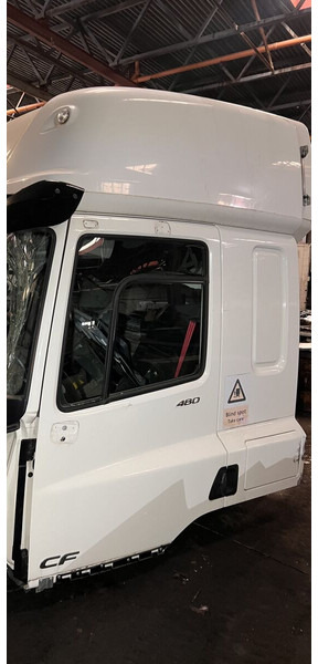 DAF CF - Porta e peças: foto 1 DAF CF - Porta e peças: foto 1