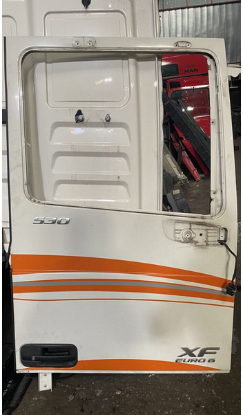 DAF XF - Porta e peças: foto 1 DAF XF - Porta e peças: foto 1