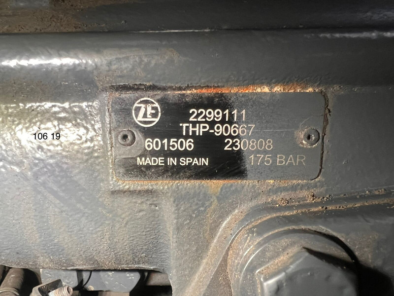 DAF XG RHD - Caixa de direção: foto 2 DAF XG RHD - Caixa de direção: foto 2