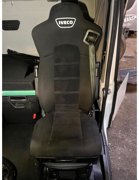 Iveco S-WAY 2022 - Banco: foto 1 Iveco S-WAY 2022 - Banco: foto 1