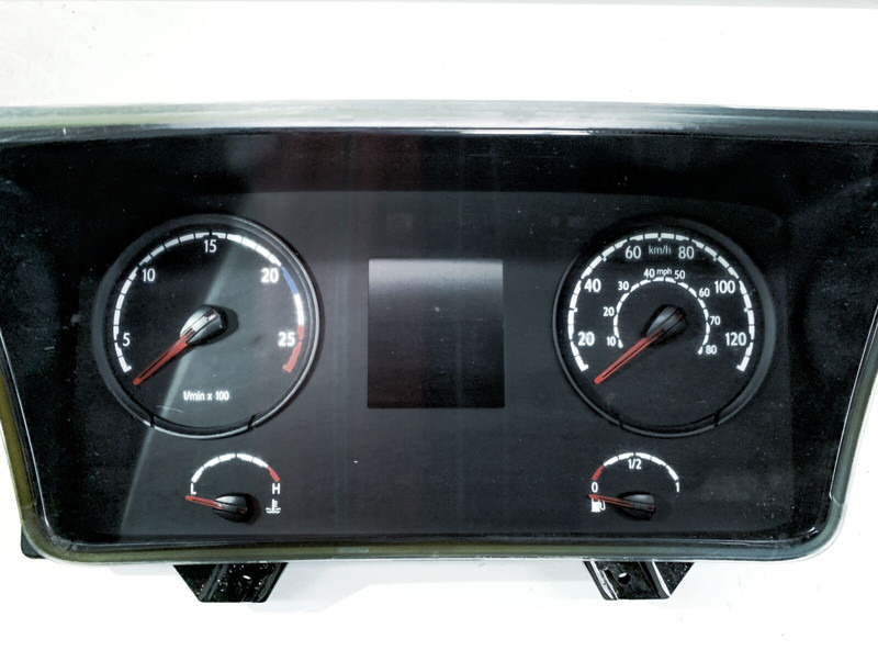 Scania 124 - Painel de instrumentos: foto 1 Scania 124 - Painel de instrumentos: foto 1