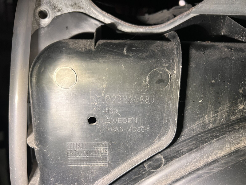 Volvo  - Radiador: foto 4 Volvo  - Radiador: foto 4