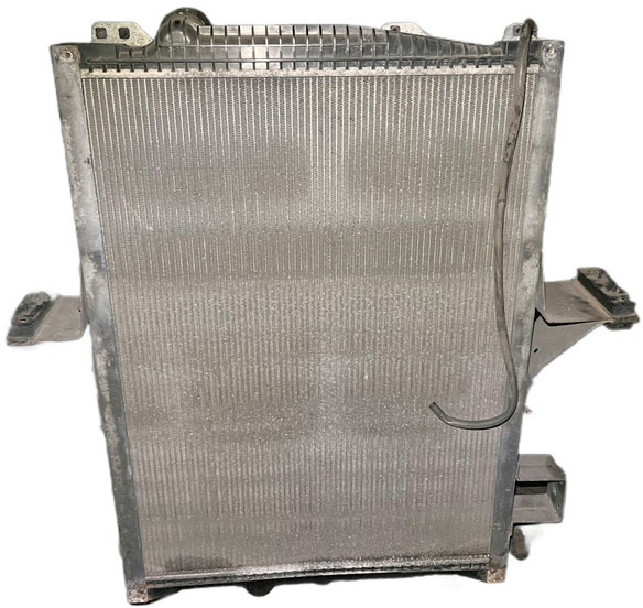 Volvo  - Radiador: foto 2 Volvo  - Radiador: foto 2