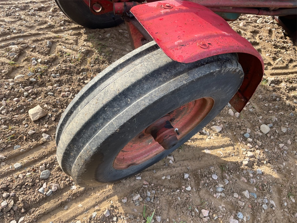 Trator BM VOLVO 350: foto 6