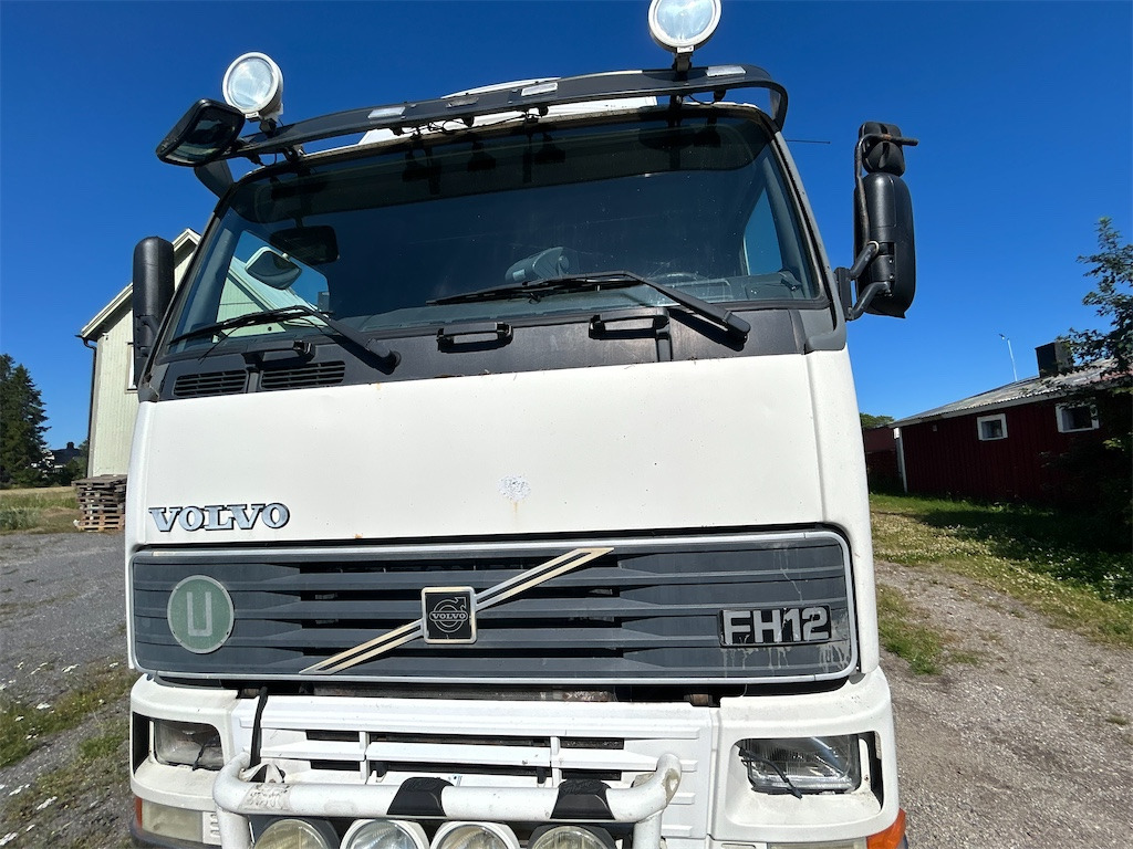 Caminhão VOLVO FH12 4X2: foto 10