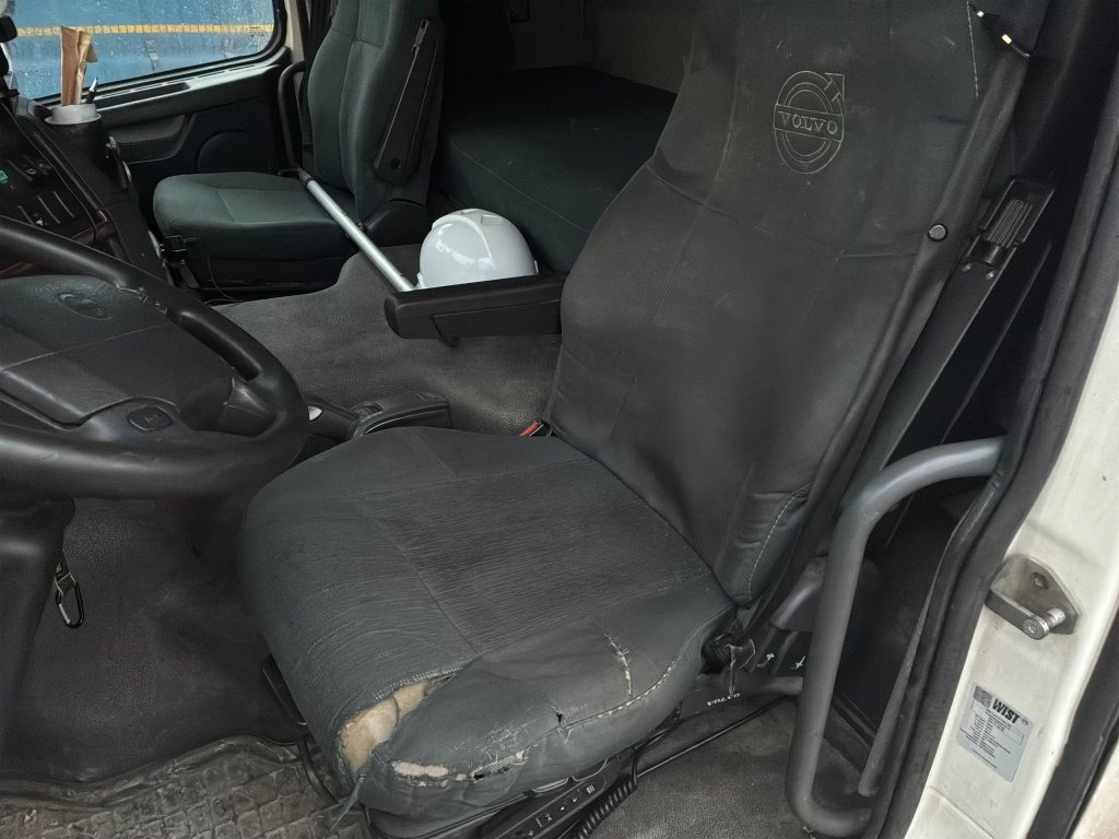 Caminhão VOLVO FM  6X2: foto 50