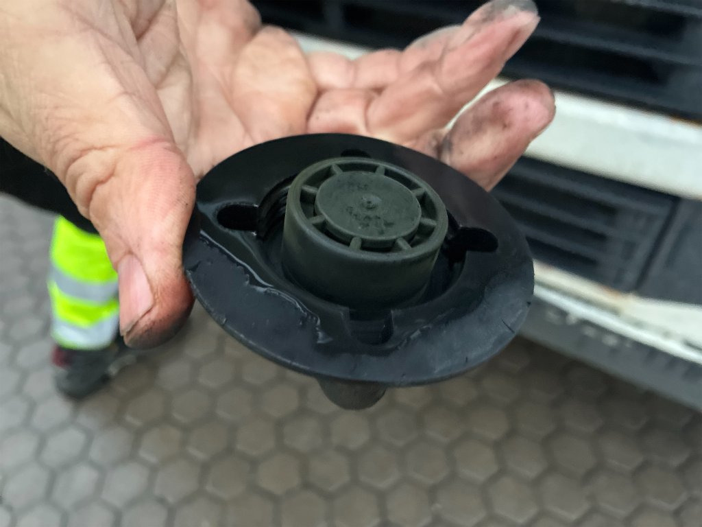 Caminhão VOLVO FM  6X2: foto 15