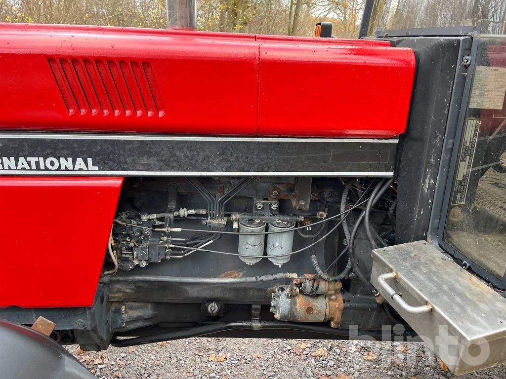 Trator Case IH 1056 XL: foto 11 Trator Case IH 1056 XL: foto 11