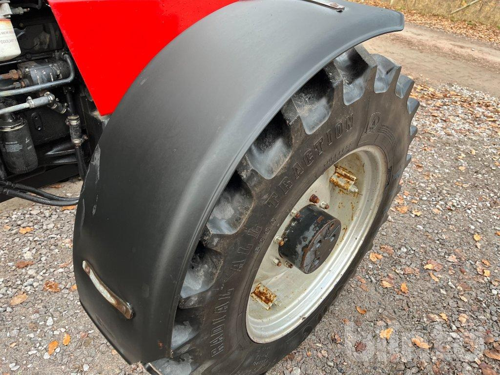 Trator Case IH 1056 XL: foto 23 Trator Case IH 1056 XL: foto 23