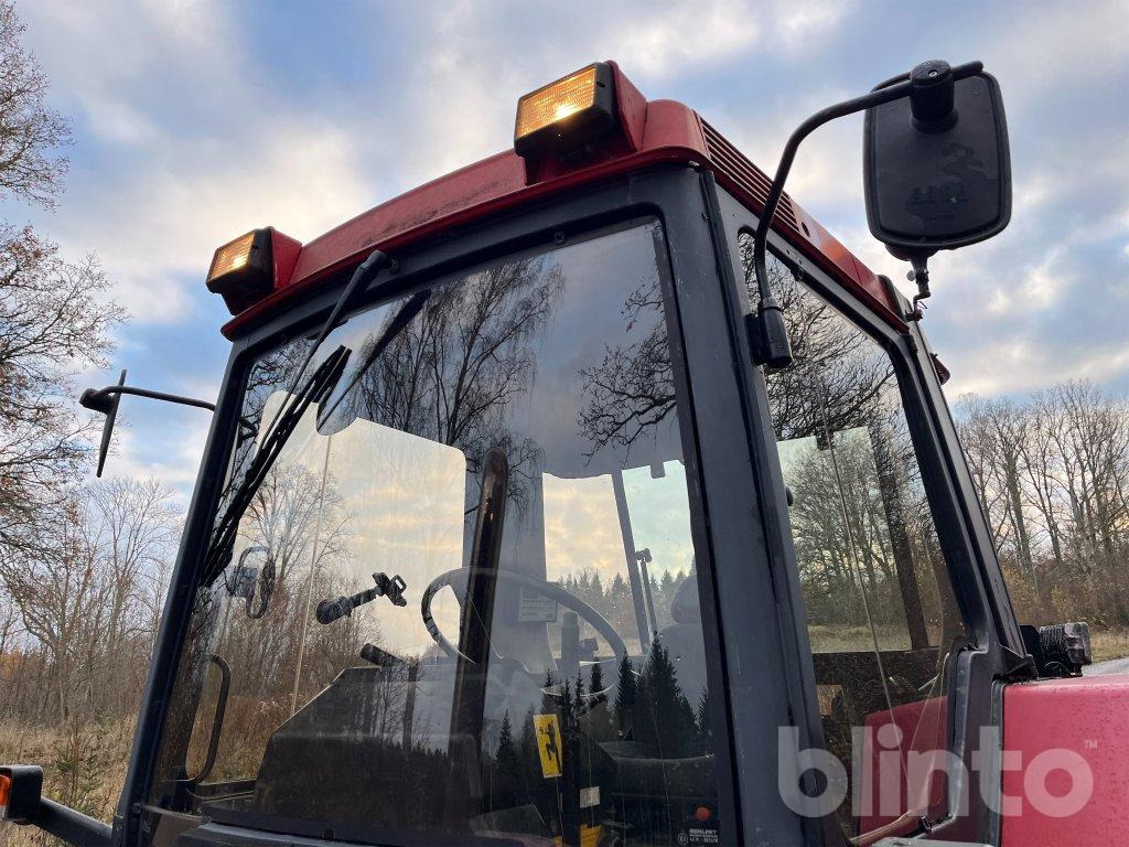 Trator Case IH 1056 XL: foto 9 Trator Case IH 1056 XL: foto 9