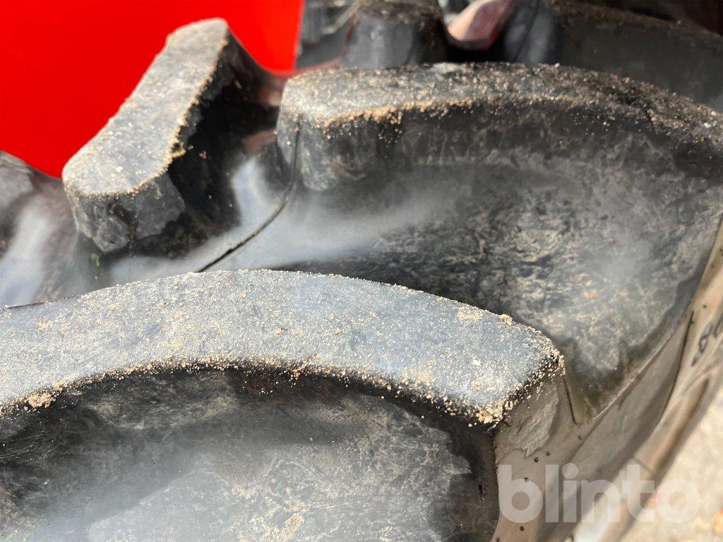 Trator Case IH 1056 XL: foto 15 Trator Case IH 1056 XL: foto 15