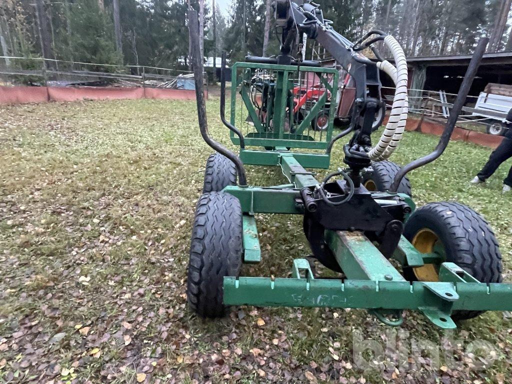 Farma 40-30 - Reboque florestal: foto 3 Farma 40-30 - Reboque florestal: foto 3