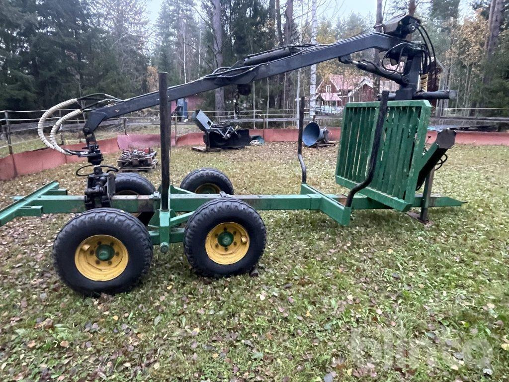 Farma 40-30 - Reboque florestal: foto 2 Farma 40-30 - Reboque florestal: foto 2