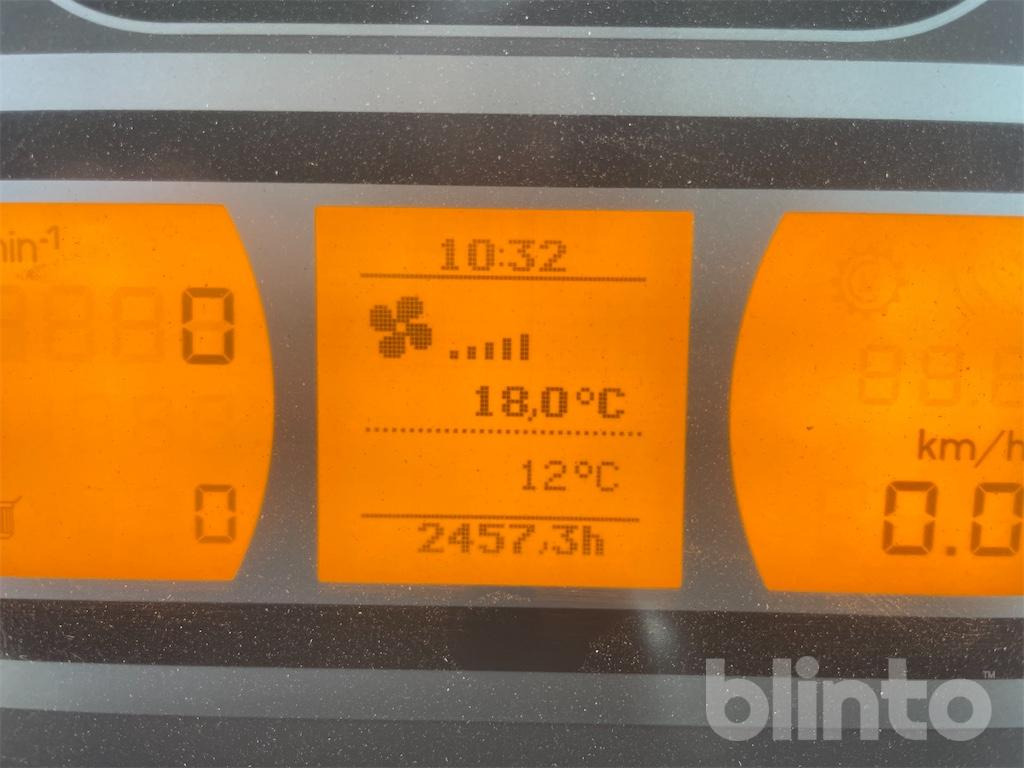 Fendt Vario 826 - Trator: foto 5 Fendt Vario 826 - Trator: foto 5