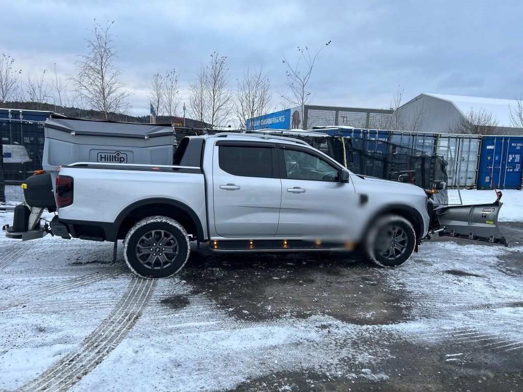 Ford Ranger med Plog och Spridare - Pick-up: foto 3 Ford Ranger med Plog och Spridare - Pick-up: foto 3