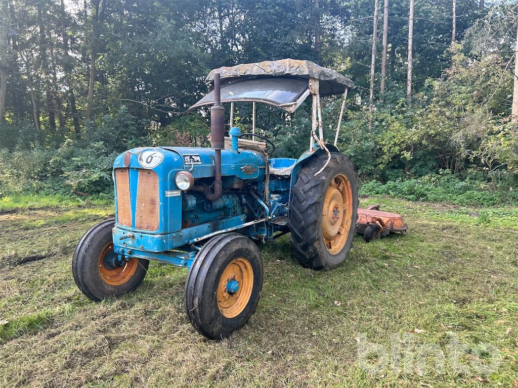 Fordson Power Major (1953) - Trator: foto 1 Fordson Power Major (1953) - Trator: foto 1