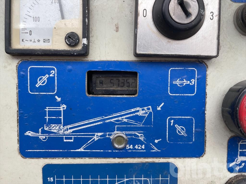 HEMATEC DINO 150T-1 - Plataforma de elevaçao rebocável: foto 5 HEMATEC DINO 150T-1 - Plataforma de elevaçao rebocável: foto 5