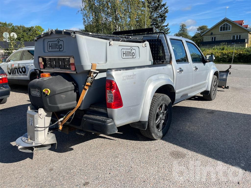 ISUZU CREW 3.0 AT med vikplog och sandspridare - Pick-up, Veículo limpa-neves: foto 5 ISUZU CREW 3.0 AT med vikplog och sandspridare - Pick-up, Veículo limpa-neves: foto 5
