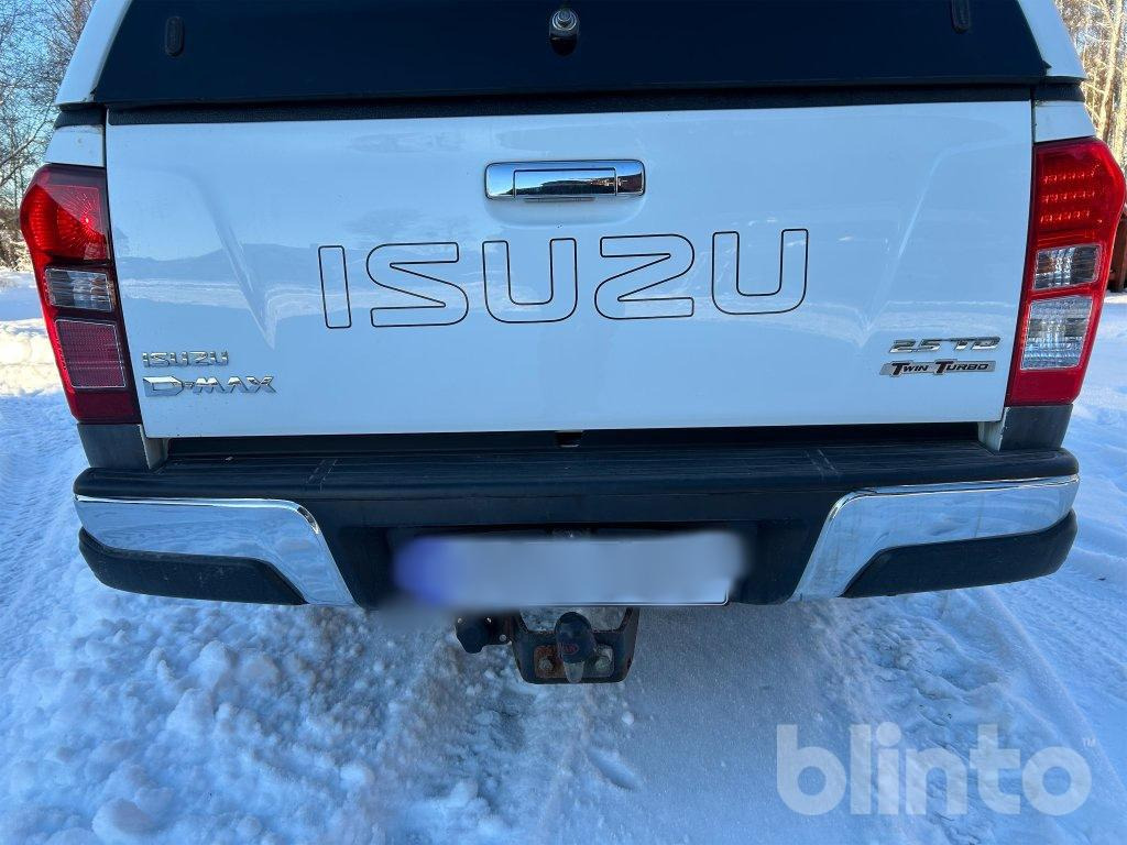 Pick-up ISUZU D-MAX: foto 17 Pick-up ISUZU D-MAX: foto 17