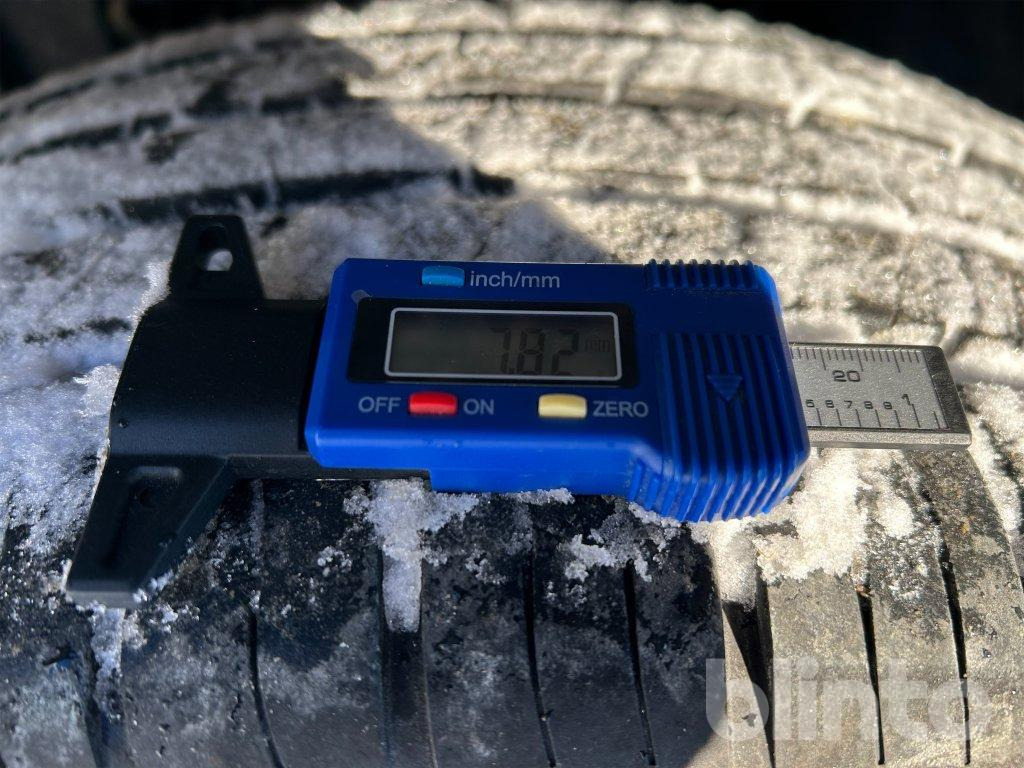 Pick-up ISUZU D-MAX: foto 41 Pick-up ISUZU D-MAX: foto 41