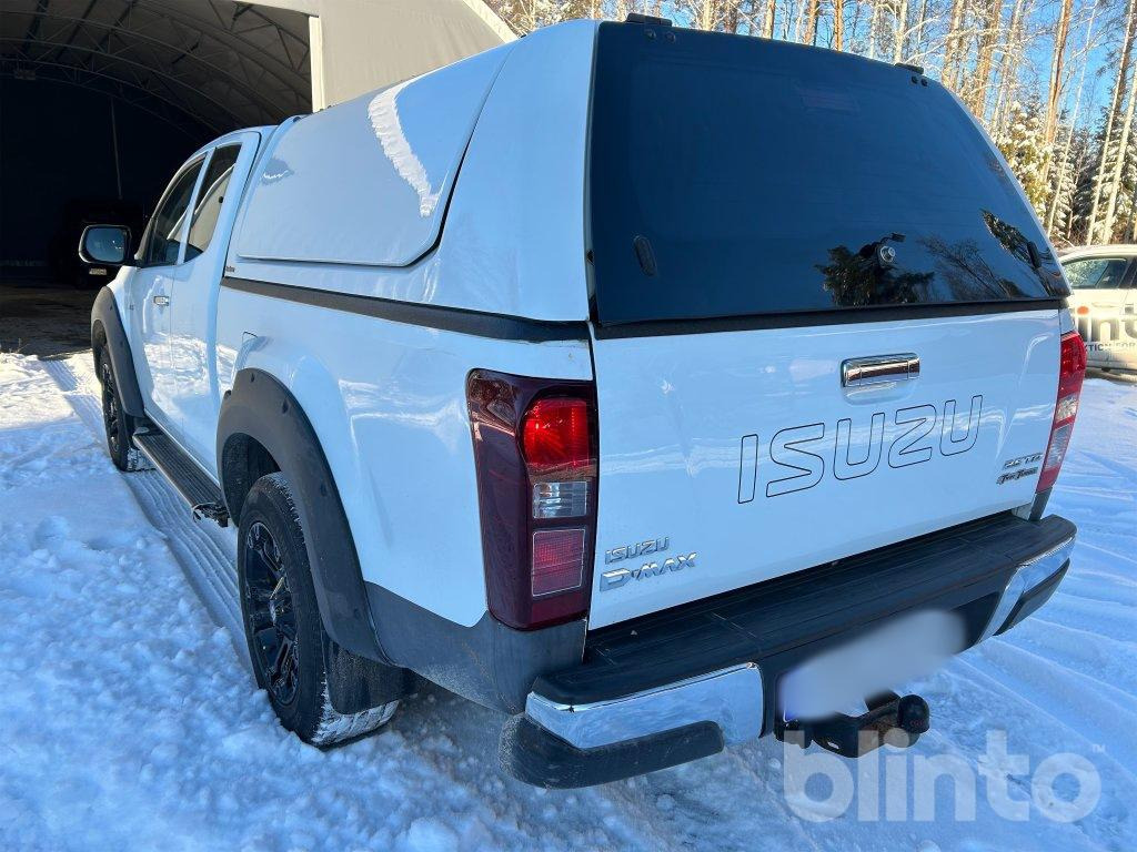 Pick-up ISUZU D-MAX: foto 7 Pick-up ISUZU D-MAX: foto 7