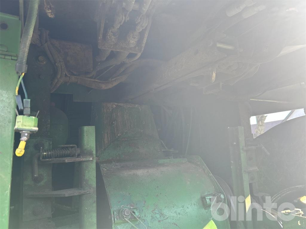 Picadora de forragem automotriz John Deere 6710: foto 46
