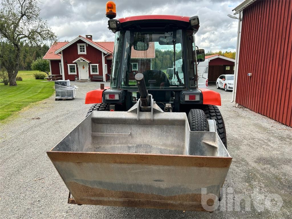 Kubota L4240 - Trator: foto 4 Kubota L4240 - Trator: foto 4