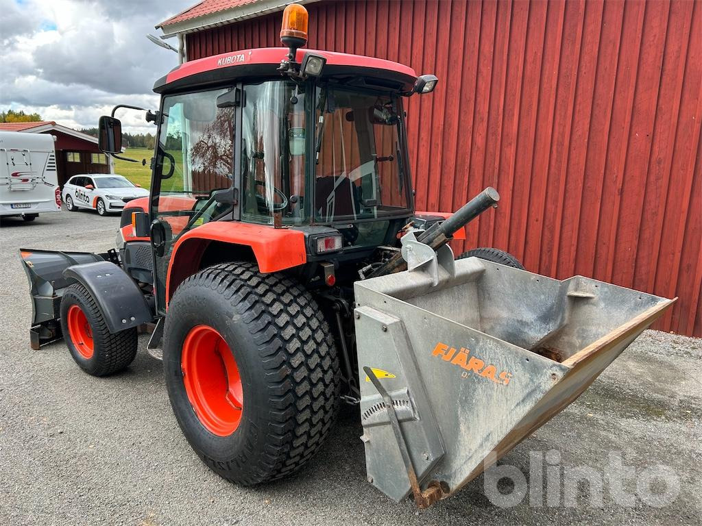 Kubota L4240 - Trator: foto 5 Kubota L4240 - Trator: foto 5