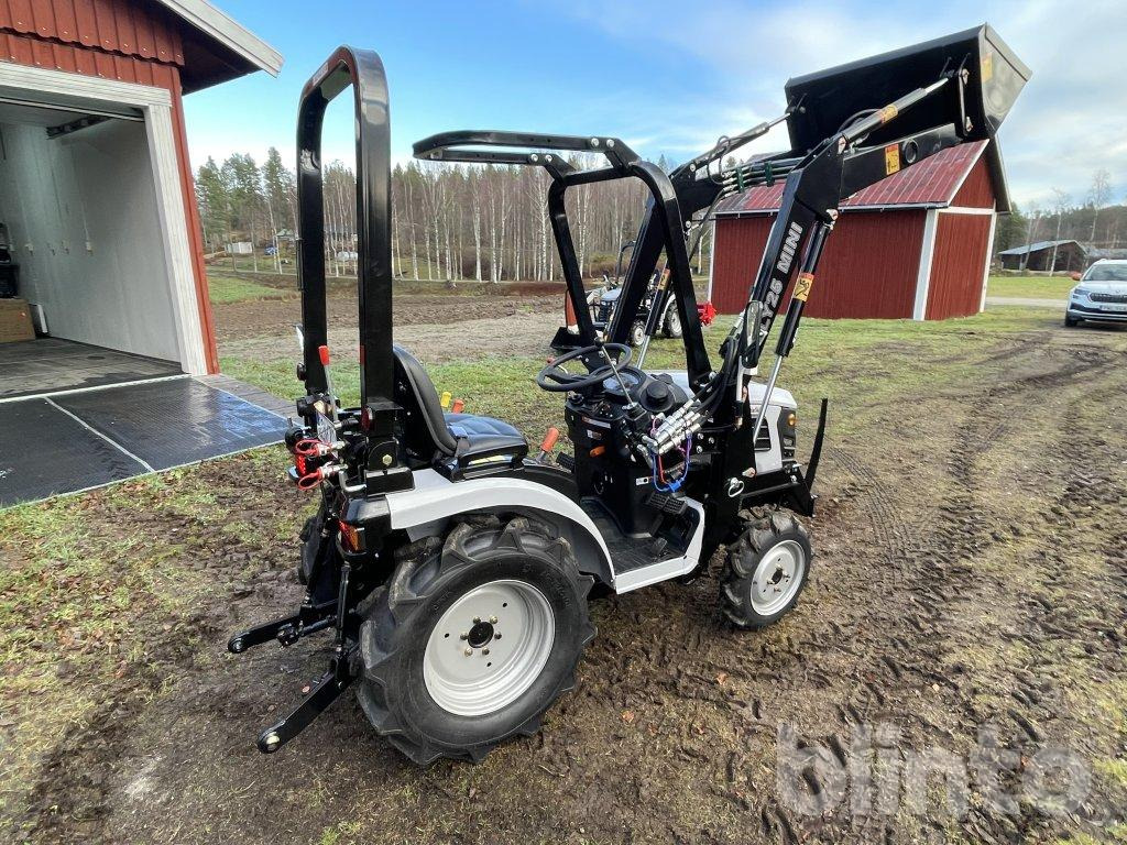 Landtrac 4wd med lastare - Mini trator: foto 4 Landtrac 4wd med lastare - Mini trator: foto 4