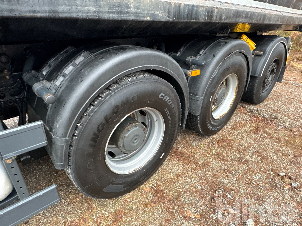 Caminhão basculante MERCEDES-BENZ: foto 22