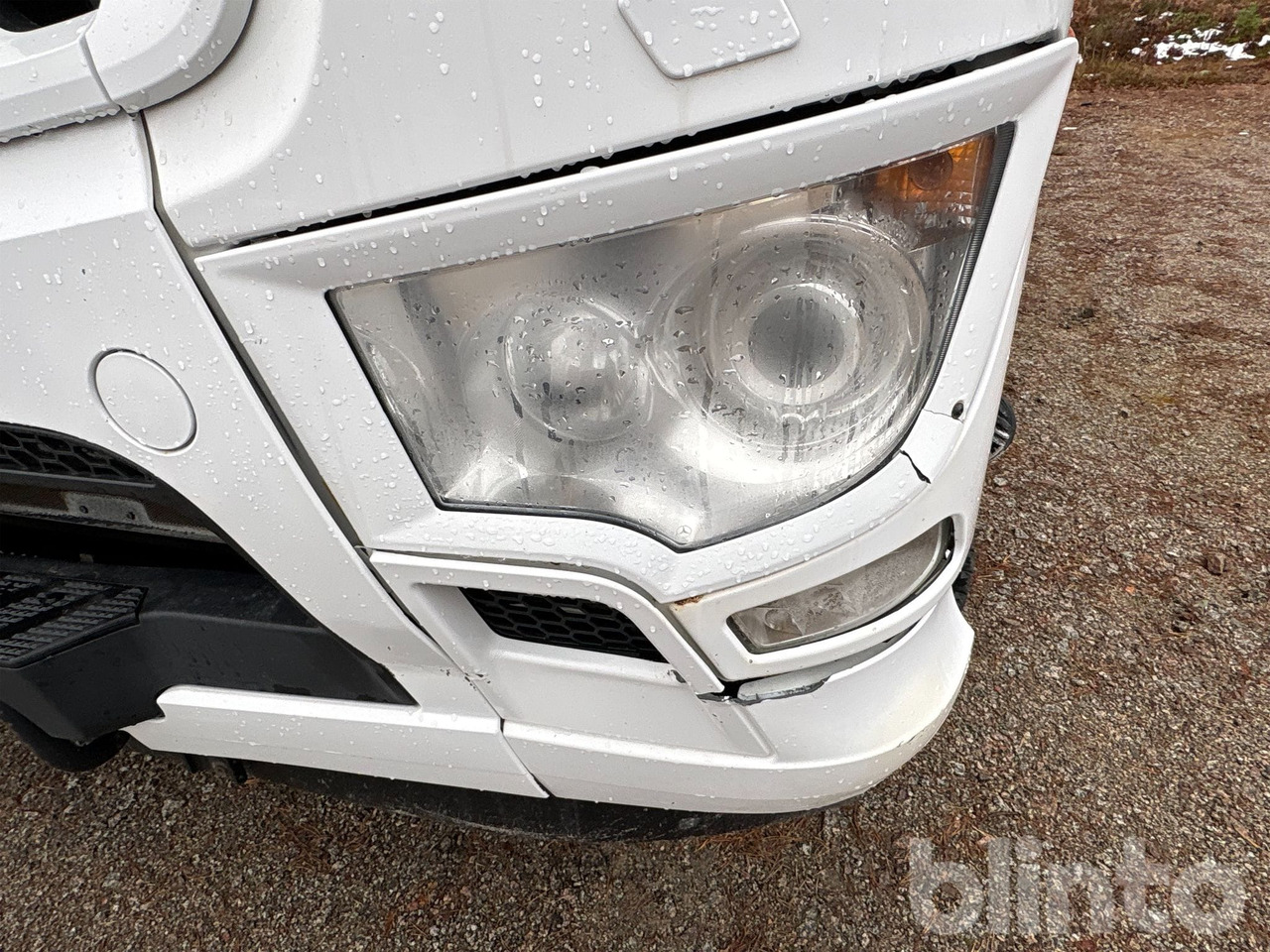 Caminhão basculante MERCEDES-BENZ: foto 9