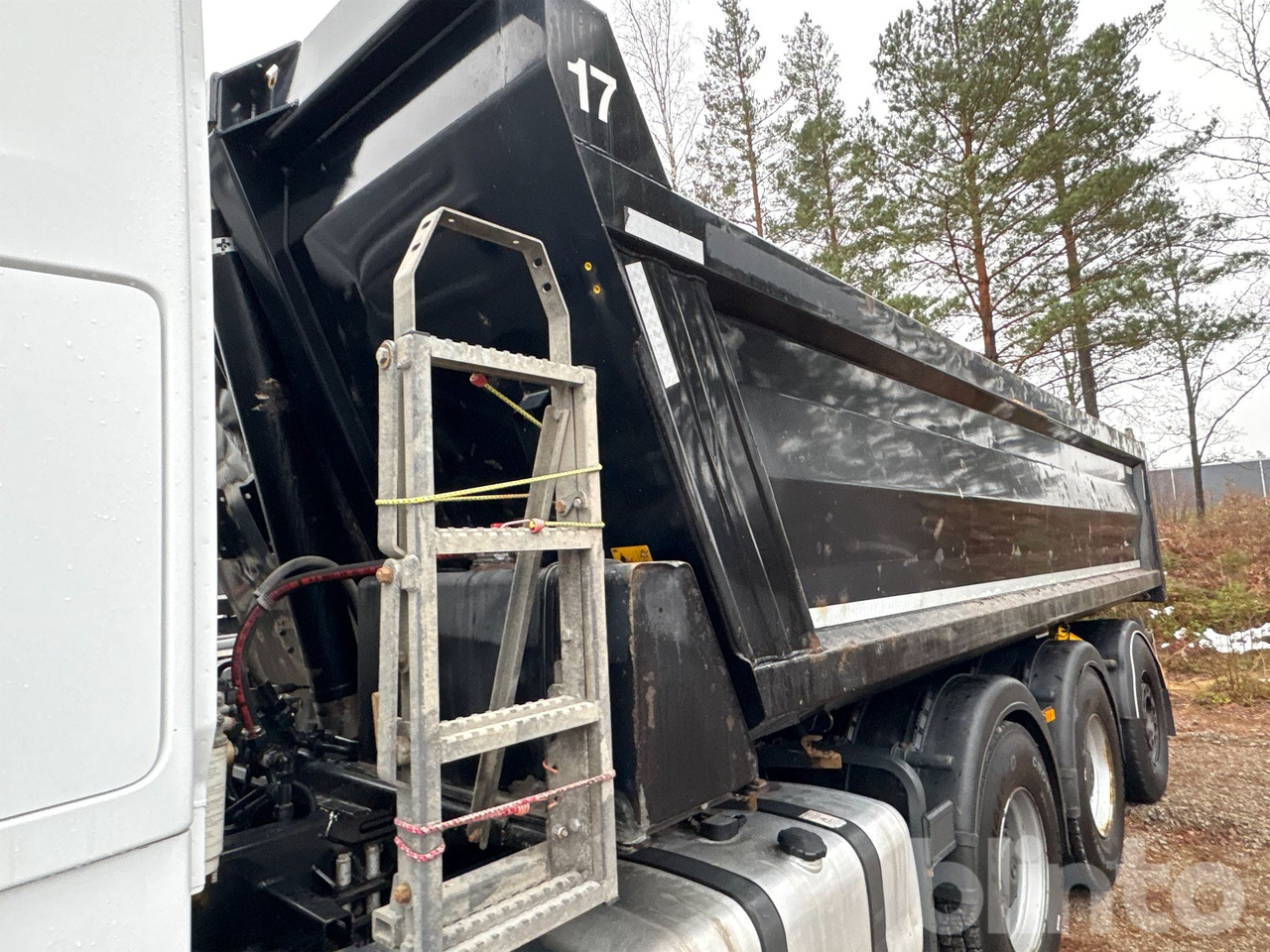 Caminhão basculante MERCEDES-BENZ: foto 19