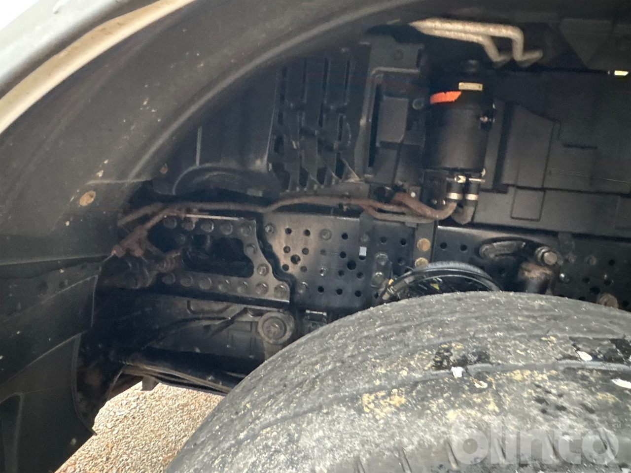 Caminhão basculante MERCEDES-BENZ: foto 16