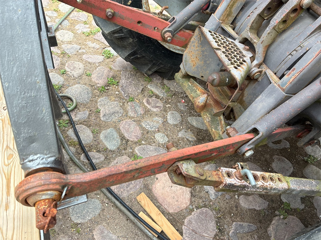 Trator MF 350-2 WD: foto 47