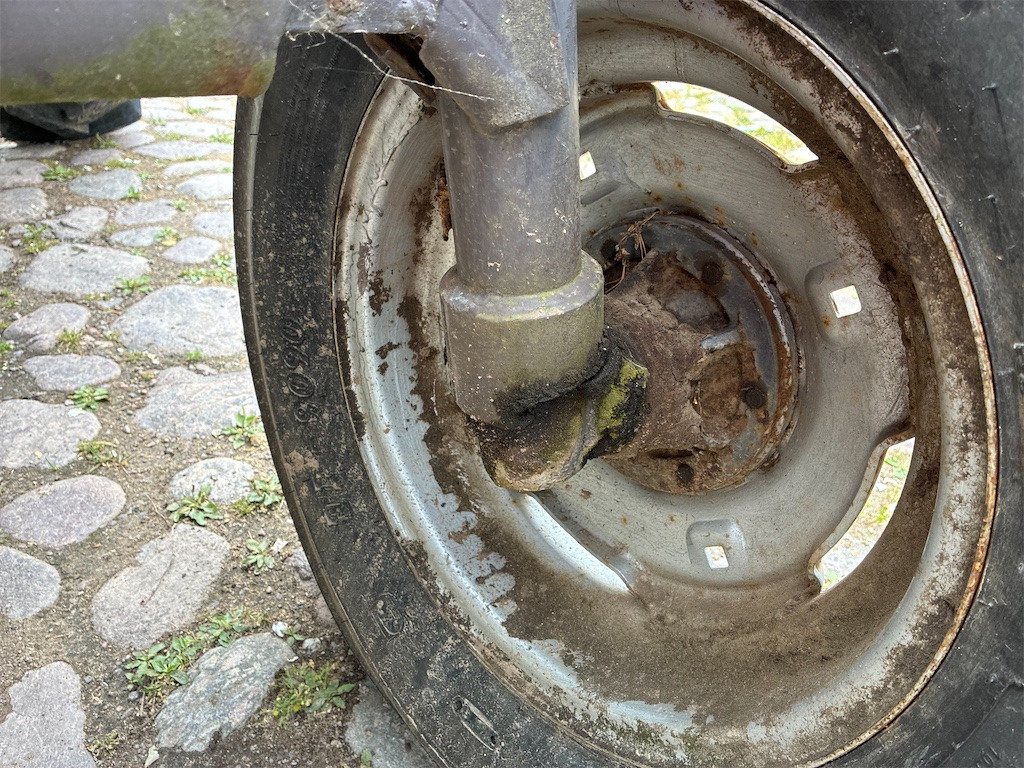 Trator MF 350-2 WD: foto 20