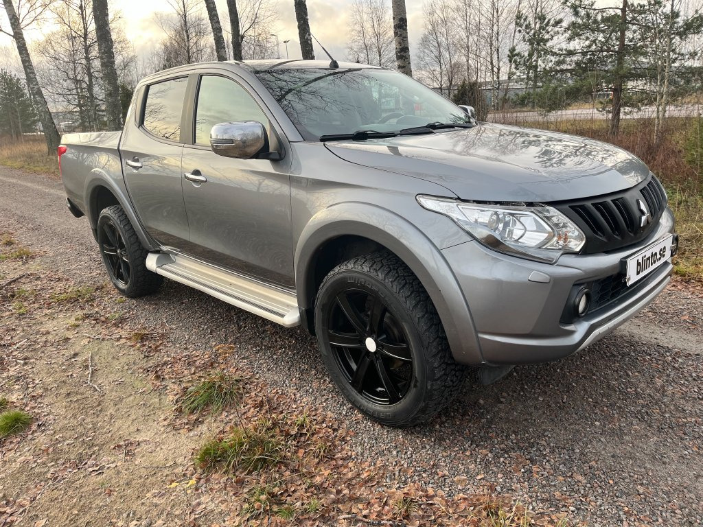 MITSUBISHI L200 - Pick-up: foto 3 MITSUBISHI L200 - Pick-up: foto 3