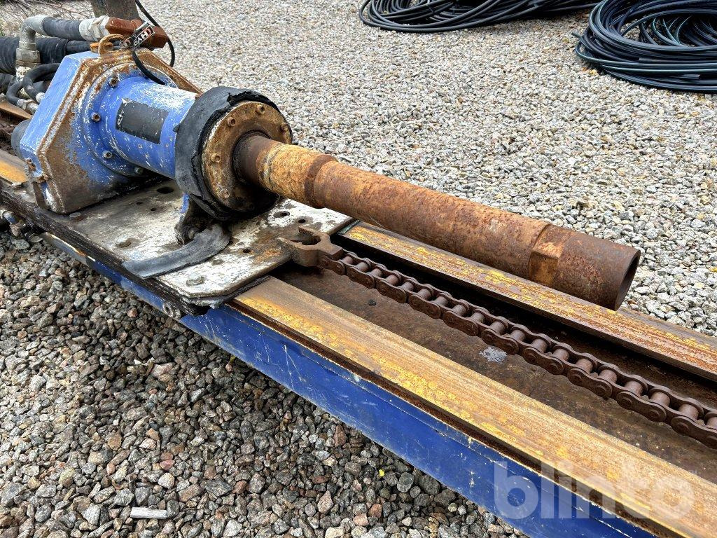 Nemek - Máquina de perfuração direcional: foto 4 Nemek - Máquina de perfuração direcional: foto 4