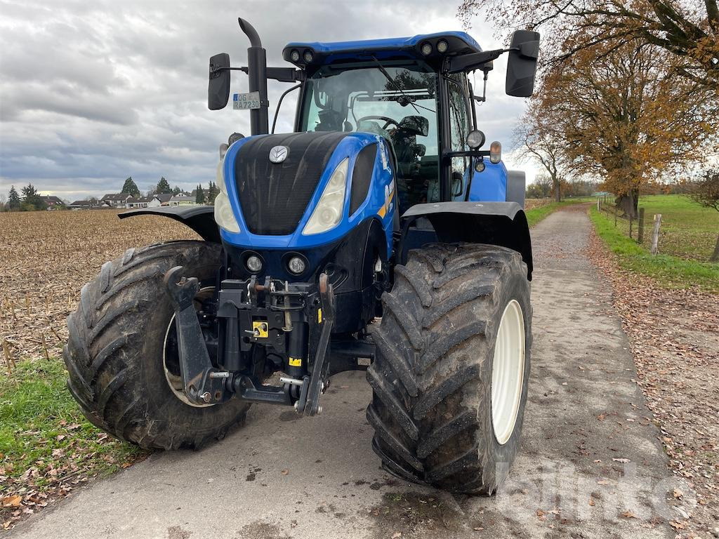 New Holland T7 230 (2018) - Trator: foto 1 New Holland T7 230 (2018) - Trator: foto 1