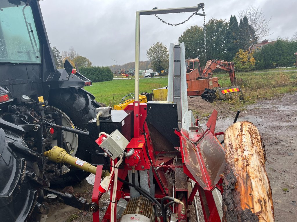 Palax 600 Combi Traktordriven - Estilhaçadora de madeira: foto 4 Palax 600 Combi Traktordriven - Estilhaçadora de madeira: foto 4