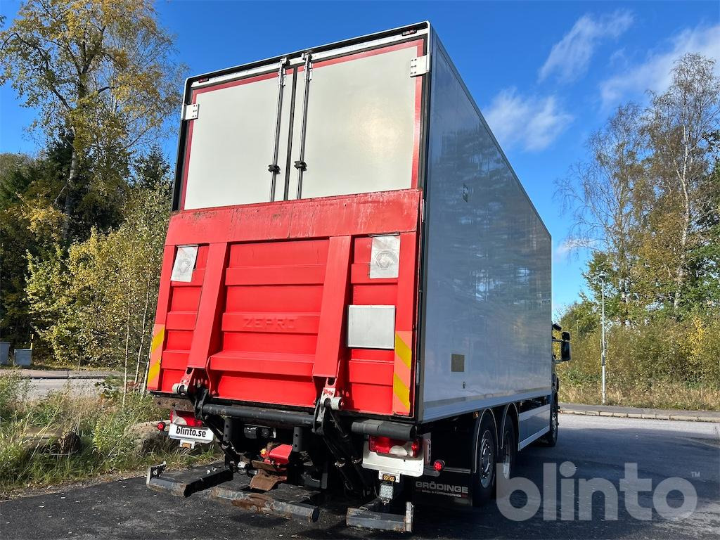 SCANIA P380DB6X2*4MNB - Caminhão frigorífico: foto 3 SCANIA P380DB6X2*4MNB - Caminhão frigorífico: foto 3