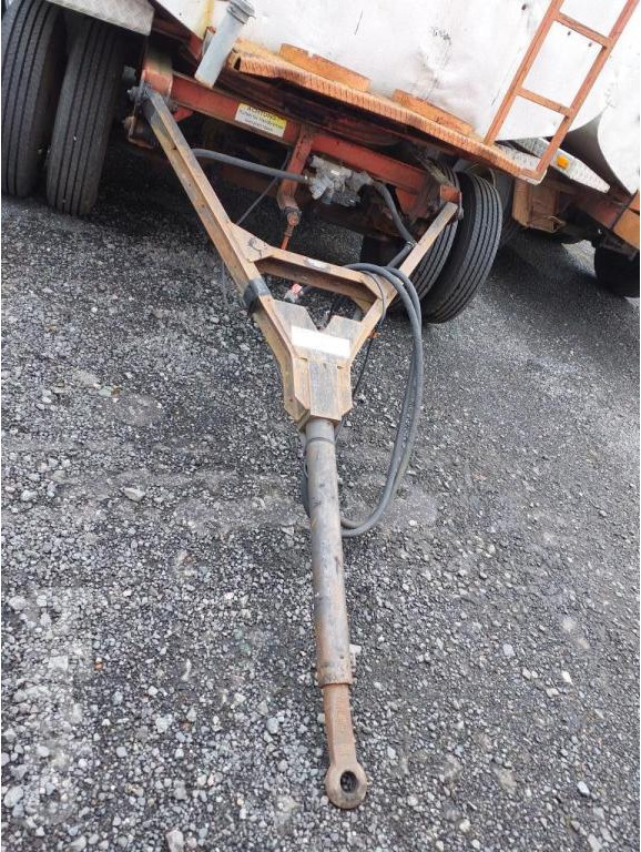 Schäfer KS 5000 HY (1991) - Distribuidor de asfalto: foto 4 Schäfer KS 5000 HY (1991) - Distribuidor de asfalto: foto 4