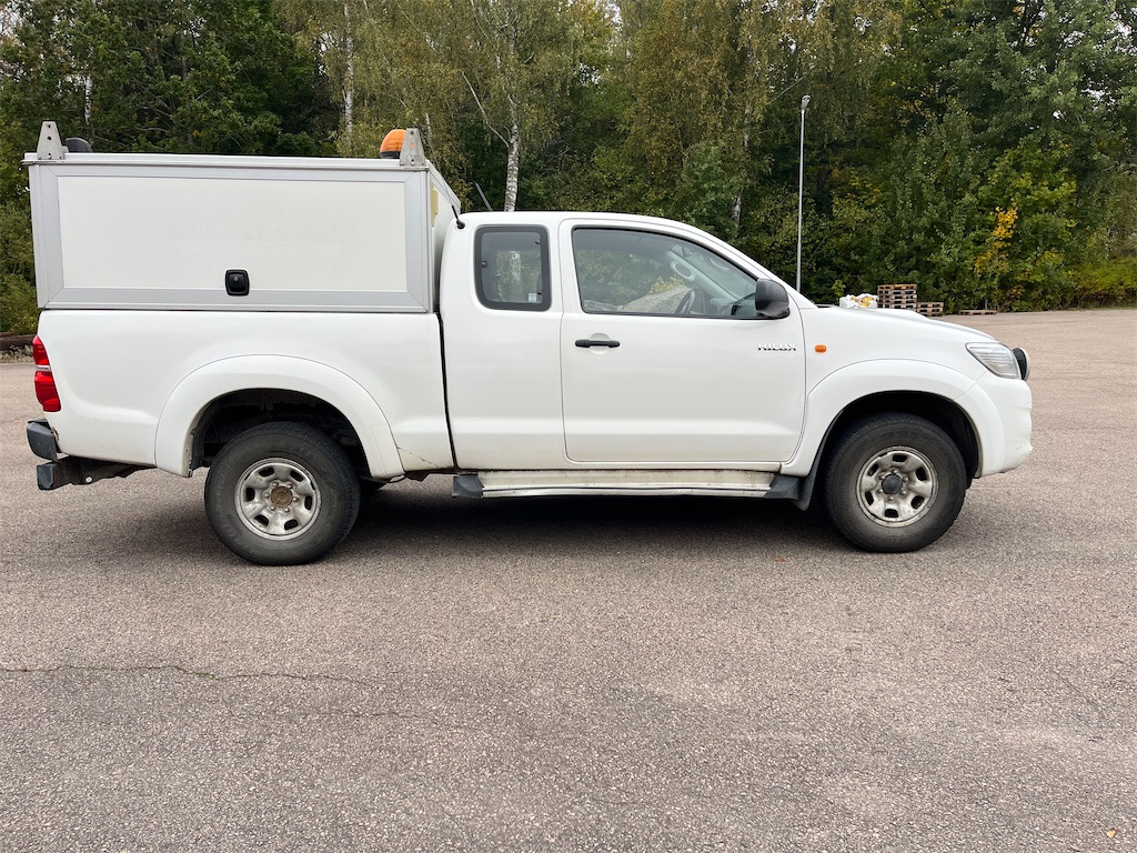 TOYOTA HILUX 2.5 4x4 - Pick-up: foto 4 TOYOTA HILUX 2.5 4x4 - Pick-up: foto 4