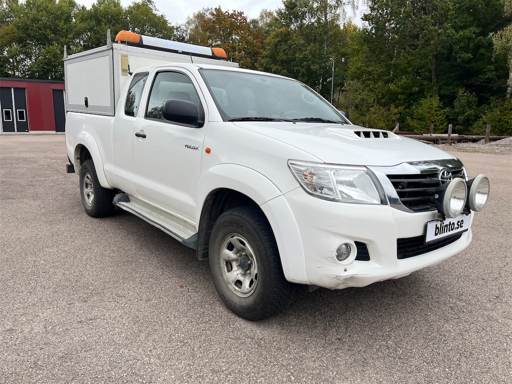 TOYOTA HILUX 2.5 4x4 - Pick-up: foto 3 TOYOTA HILUX 2.5 4x4 - Pick-up: foto 3