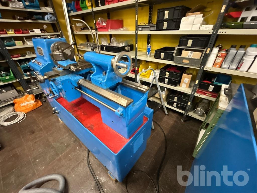 UMA 17 (1970) - Torno de metal: foto 3 UMA 17 (1970) - Torno de metal: foto 3