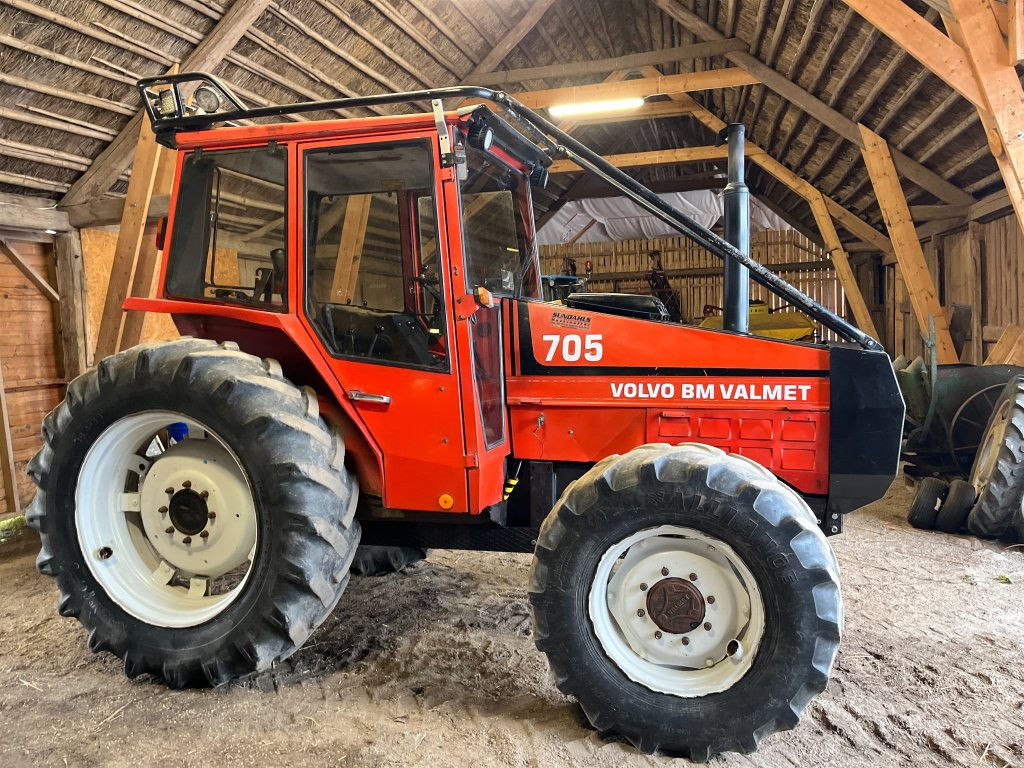 VALMET 705-4 - Trator florestal: foto 4 VALMET 705-4 - Trator florestal: foto 4