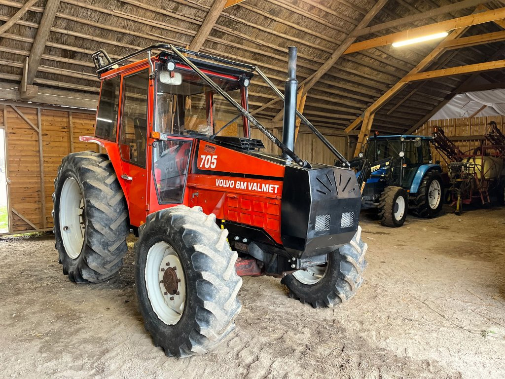 VALMET 705-4 - Trator florestal: foto 3 VALMET 705-4 - Trator florestal: foto 3