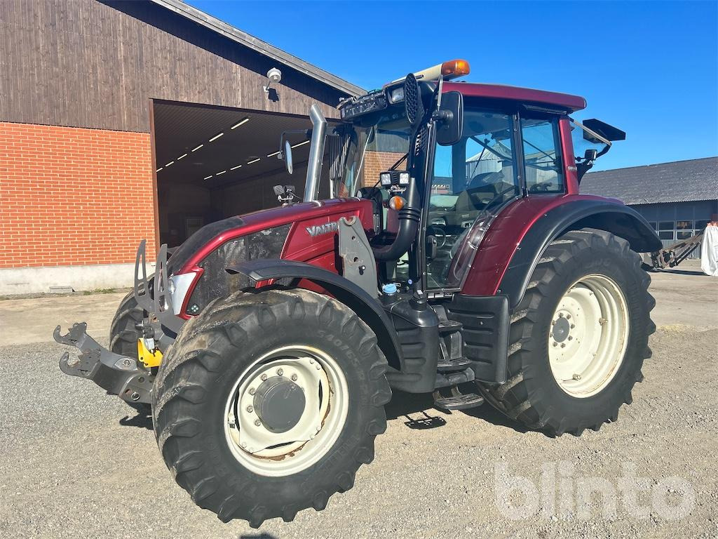 VALTRA N-SERIES N163 - Trator: foto 2 VALTRA N-SERIES N163 - Trator: foto 2