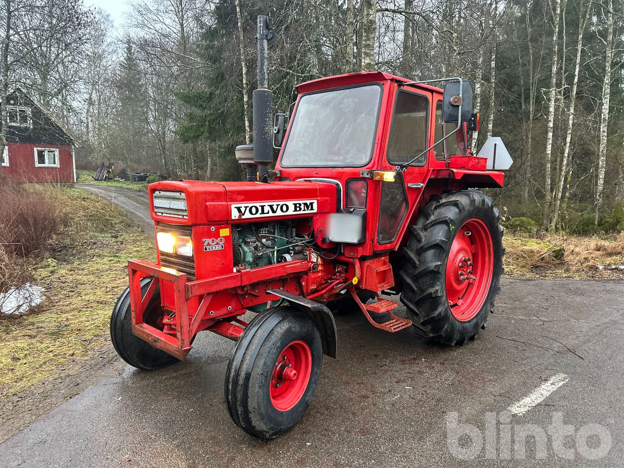 VOLVO-BM T 700 - Trator: foto 1 VOLVO-BM T 700 - Trator: foto 1