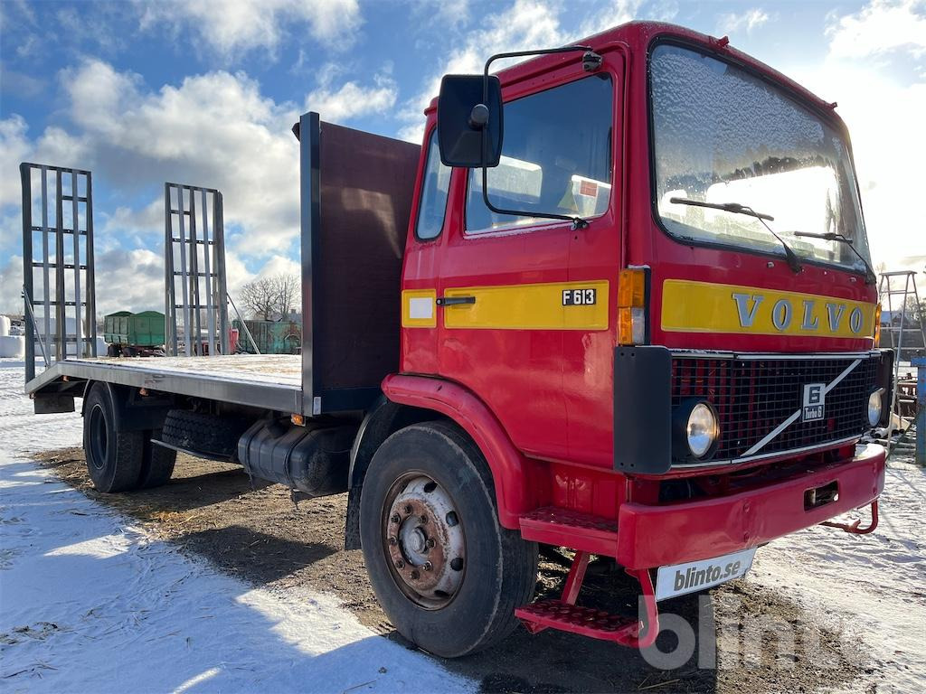 VOLVO F 613 4X2-1-V, skattebefriad - Caminhão transporte de veículos: foto 3 VOLVO F 613 4X2-1-V, skattebefriad - Caminhão transporte de veículos: foto 3
