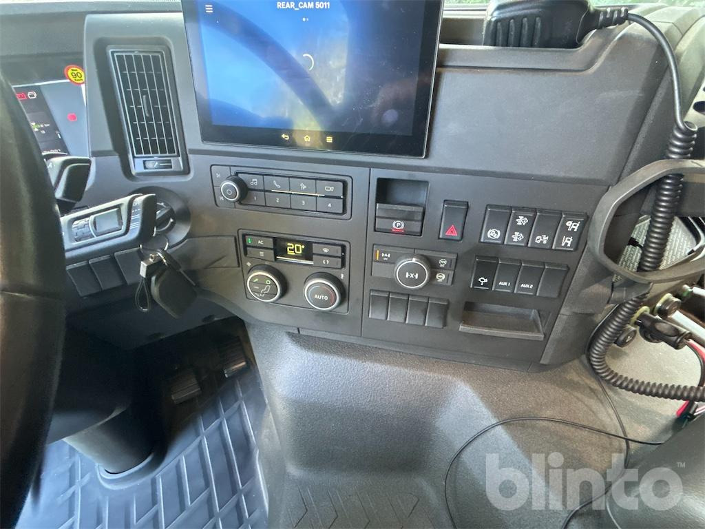 Caminhão basculante VOLVO FM 540: foto 50